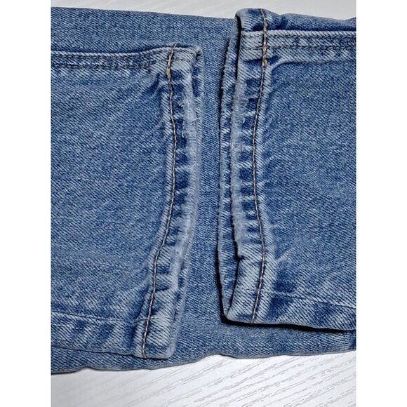 American Eagle Mom Jeans Sz 2 Short Light Wash Distressed Ripped Denim Stretch - Picture 5 of 11